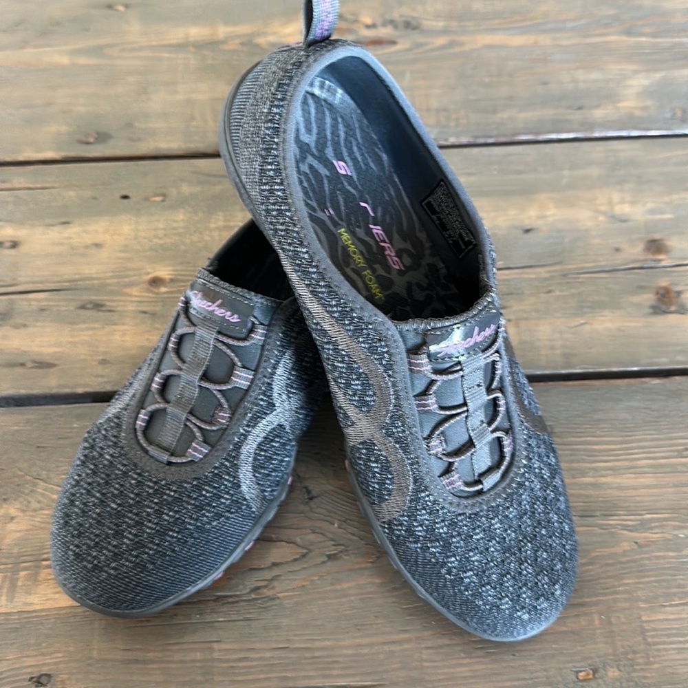 Skechers Bungee Gray Slip Ons